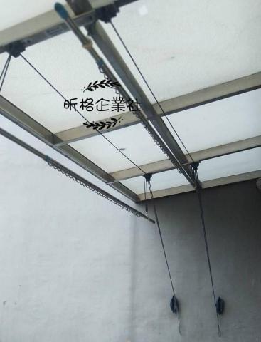 昕格企業社 - 玻璃雨遮附設升降曬衣架
