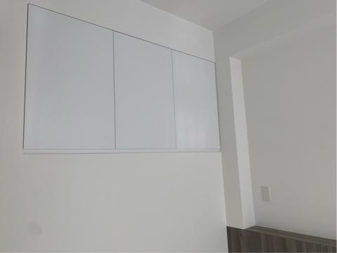 良星室內裝潢設計 - 細緻施工（隱藏櫃）。