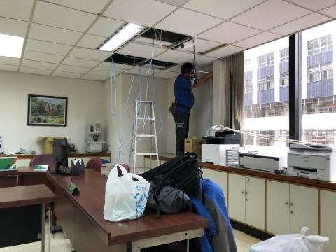 佰岳資訊 - 中華郵政招標室
NVR主機