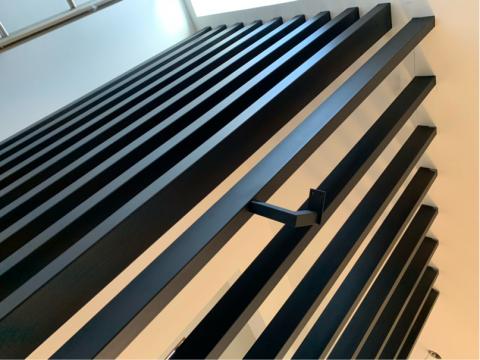 信手焊匠有限公司 - 頂天掛壁扶手