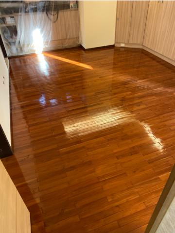 穎采漆作工作室 - 木地板養護上漆過程