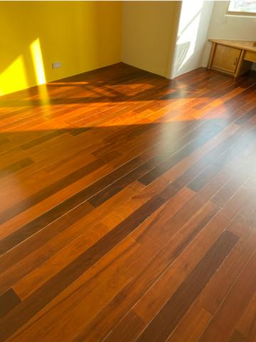 穎采漆作工作室 - 木地板養護完成面