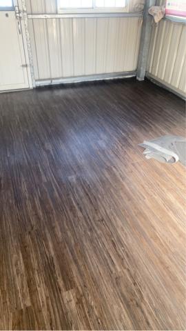 穎采漆作工作室 - 塑膠地磚完成面