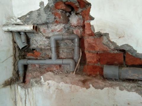 冠鴻水電工程（彰化縣） - 20年老房子水管漏水修補後