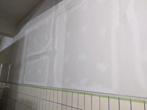 三合順防水油漆塗裝裝修工程 - 接縫整平及釘孔內角填土無縫