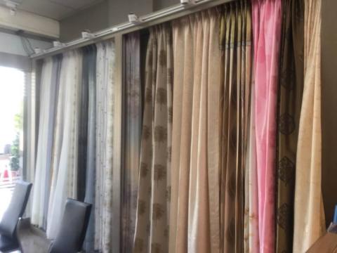 富居窗簾 - 多種款式布料 任君挑選