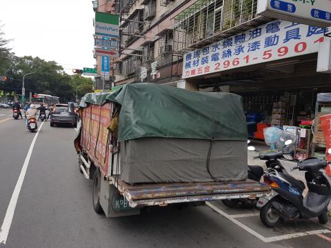 阿河(欣淂搬家） - 