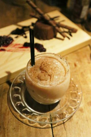 酩飲品設計有限公司 - 創意飲品教學 酩飲品設計有限公司 - 創意飲品教學